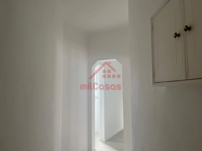 Apartamento T2 para Venda em São Vicente Foto 13