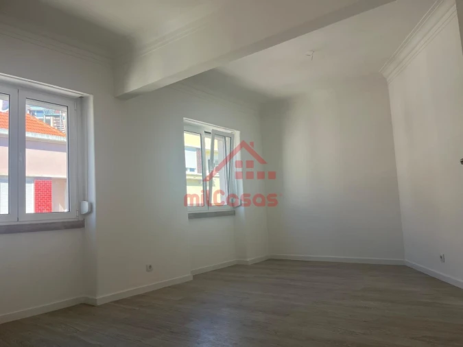 Apartamento T2 para Venda em São Vicente Foto 18