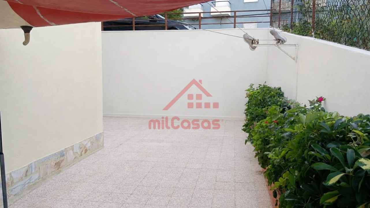 Apartamento T3 para Venda em Ramada e Caneças Foto 20