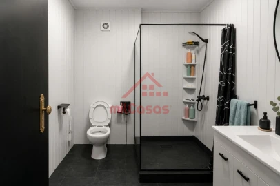 Apartamento T3 para Venda em Ramada e Caneças