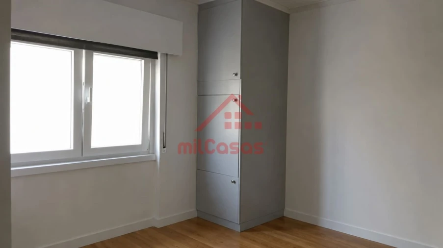 Apartamento T3 para Venda em Ramada e Caneças Foto 8