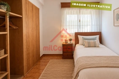 Apartamento T2 para Arrendamento em Atouguia da Baleia