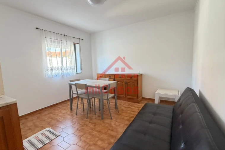 Apartamento T2 para Arrendamento em Atouguia da Baleia Foto 5