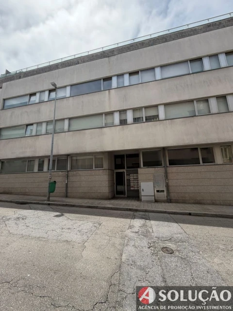 Apartamento T1 para Venda em Paranhos
