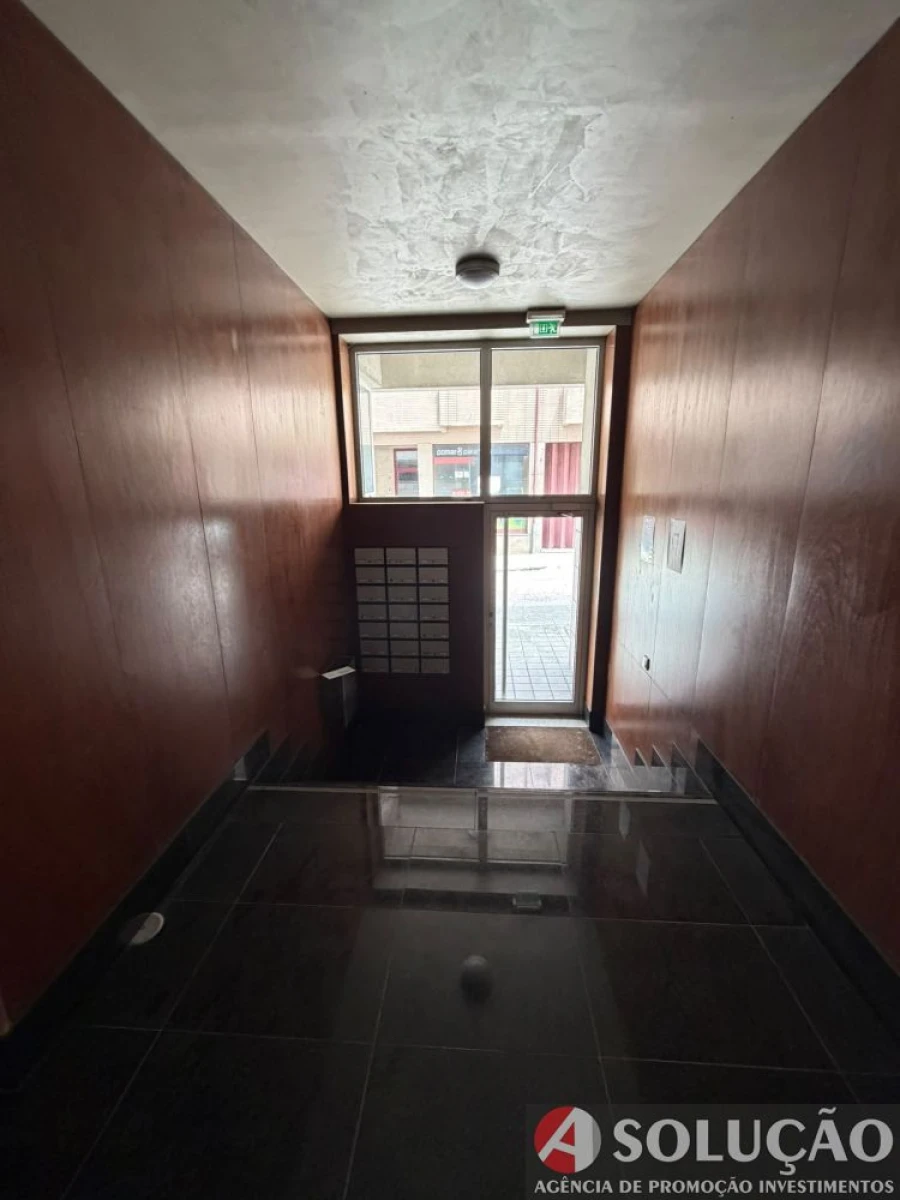 Apartamento T1 para Venda em Paranhos Foto 27