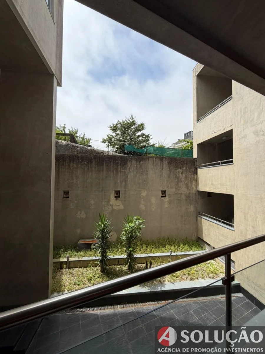 Apartamento T1 para Venda em Paranhos Foto 6