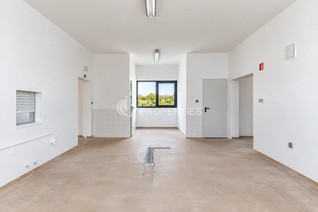 Moradia T4 para Venda em Quinta do Anjo Foto 3
