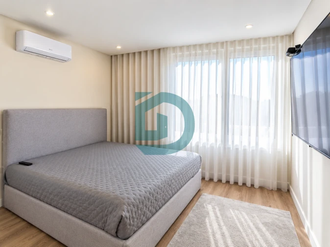 Moradia T3 para Venda em Arvore Foto 3