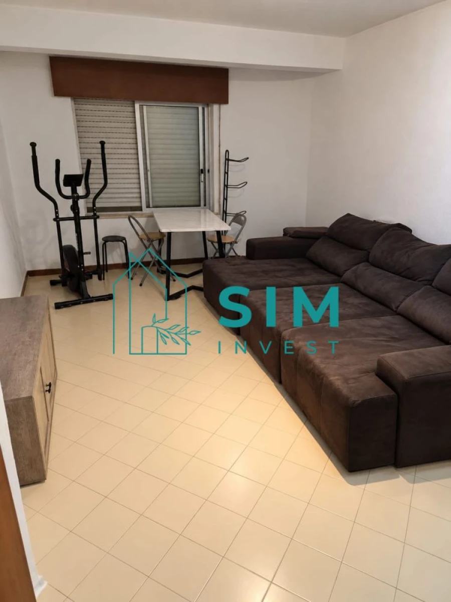 Apartamento T3 para Venda em Quelfes Foto 4