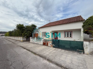 Moradia T3 para Venda em Abrantes (São Vicente e São João) e Alferrarede