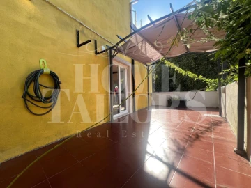 Apartamento T2 para Arrendamento em Santa Maria e São Miguel, São Martinho, São Pedro Penaferrim
