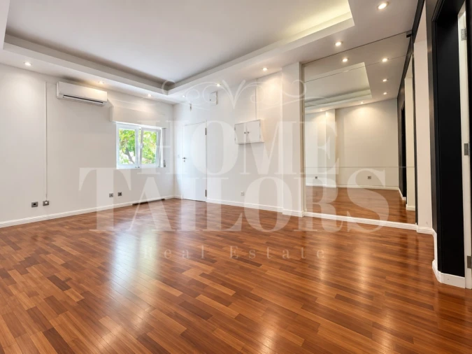 Apartamento T2 para Arrendamento em Santa Maria e São Miguel, São Martinho, São Pedro Penaferrim Foto 22