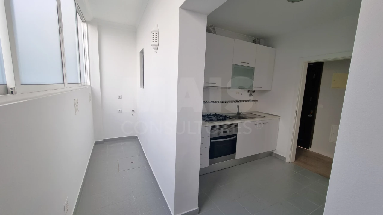 Apartamento T1 para Arrendamento em Almada, Cova da Piedade, Pragal e Cacilhas Foto 1