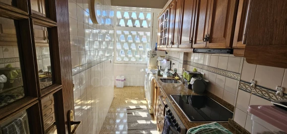 Apartamento T1 para Arrendamento em Algés, Linda-A-Velha e Cruz Quebrada-Dafundo
