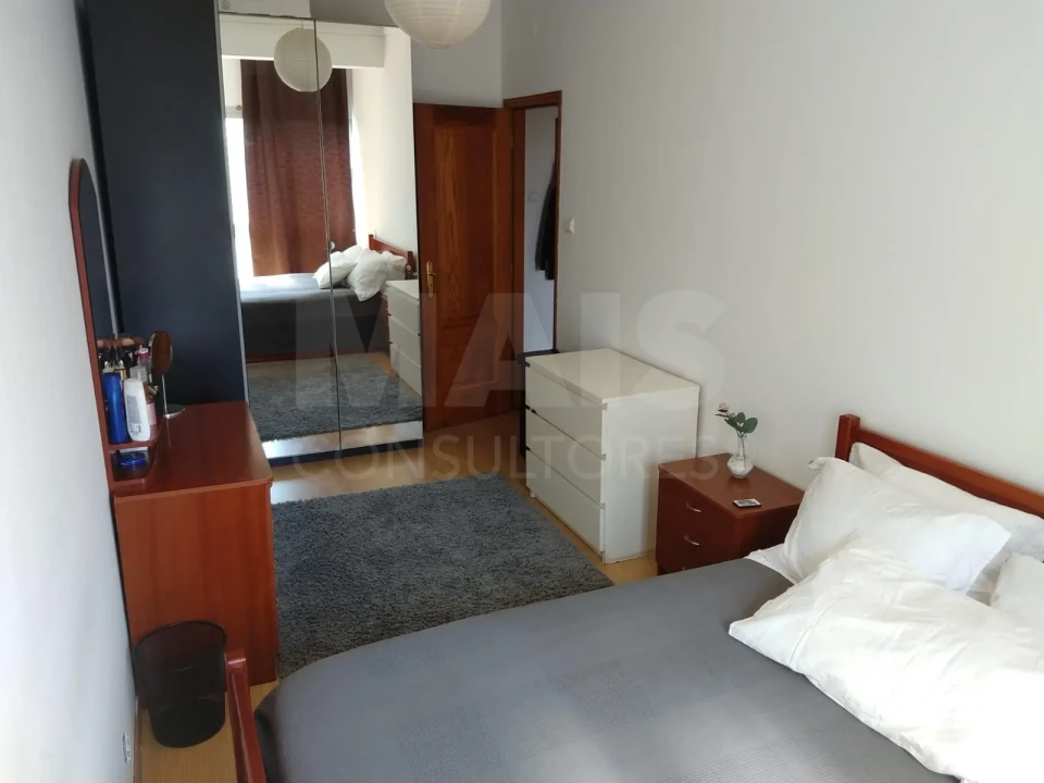 Apartamento T1 para Arrendamento em Algés, Linda-A-Velha e Cruz Quebrada-Dafundo Foto 10