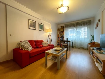 Apartamento T1 para Venda em Queluz e Belas