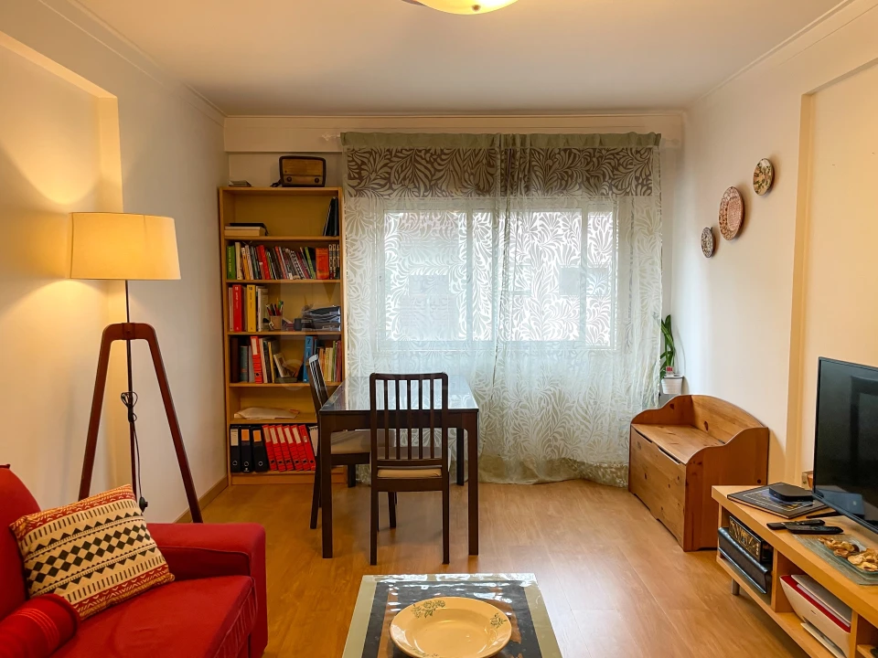 Apartamento T1 para Venda em Queluz e Belas Foto 9
