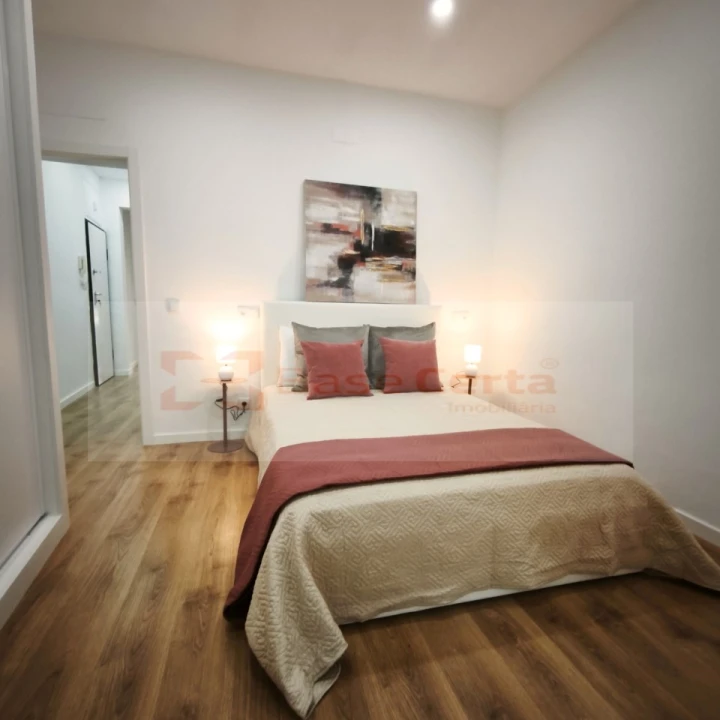 Apartamento T3 para Venda em Benfica Foto 21