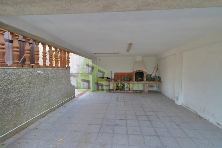 Moradia T3 para Venda em Quinta do Conde Foto 4