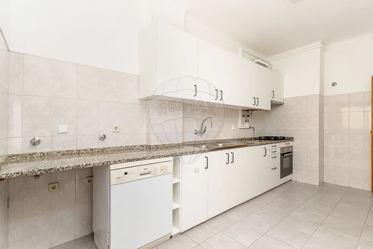 Apartamento T3 para Venda em Amora Foto 16