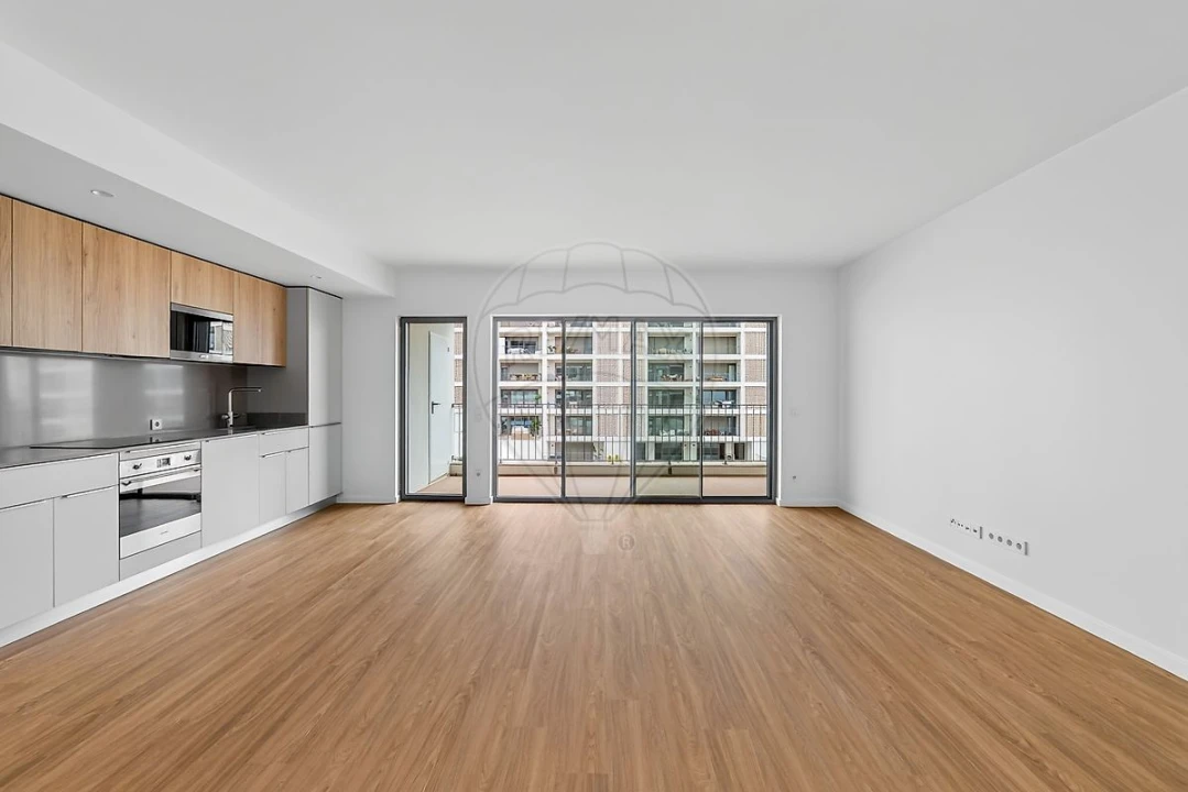Apartamento T3 para Venda em Santo António dos Cavaleiros e Frielas Foto 38