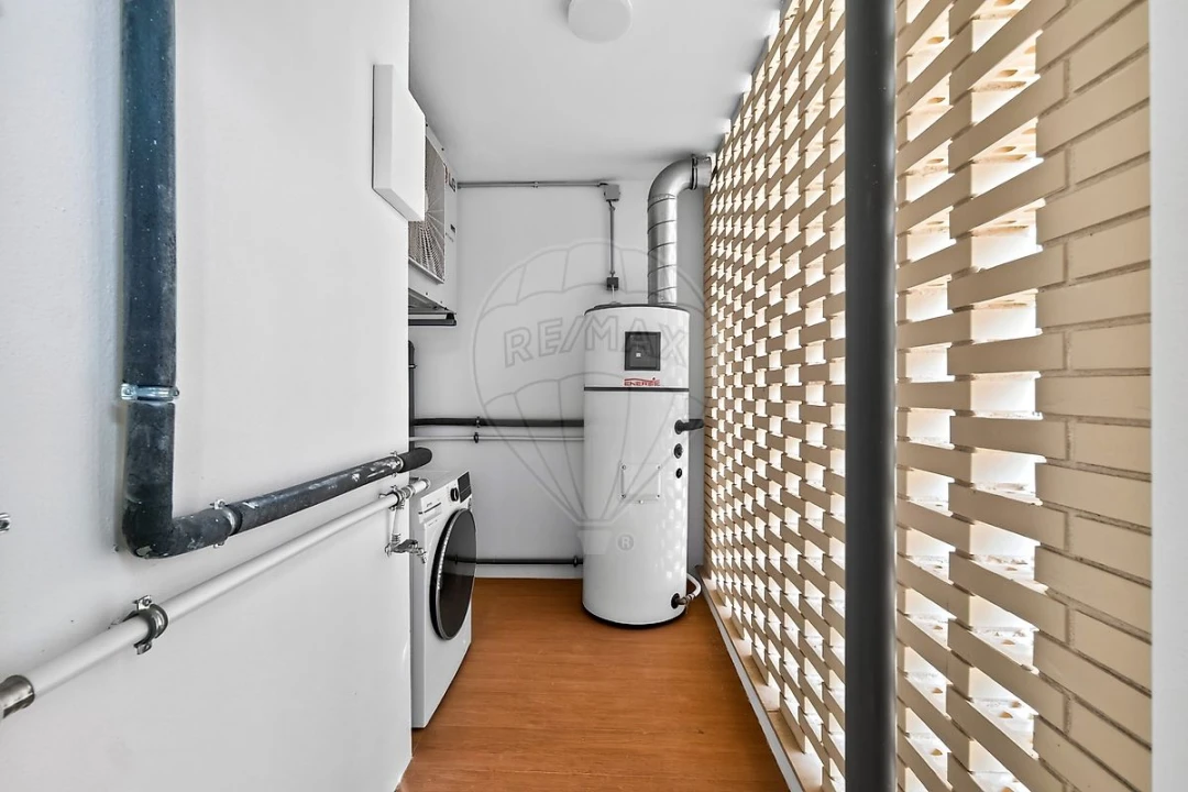 Apartamento T3 para Venda em Santo António dos Cavaleiros e Frielas Foto 44