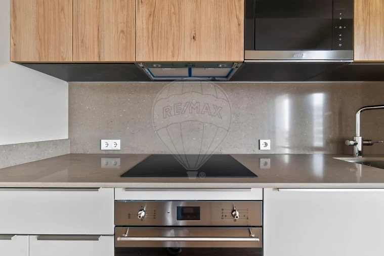 Apartamento T3 para Venda em Santo António dos Cavaleiros e Frielas Foto 47