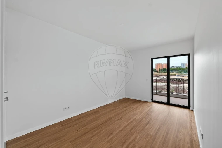 Apartamento T3 para Venda em Santo António dos Cavaleiros e Frielas Foto 20