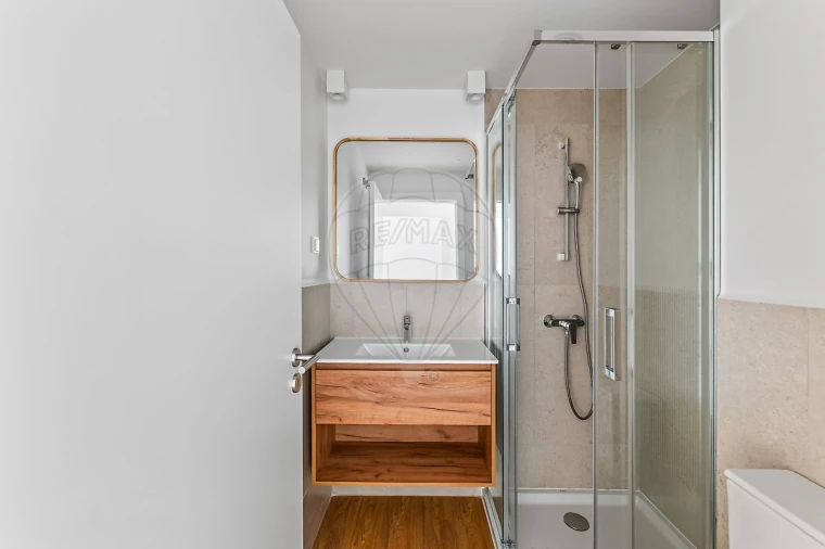 Apartamento T3 para Venda em Santo António dos Cavaleiros e Frielas Foto 34