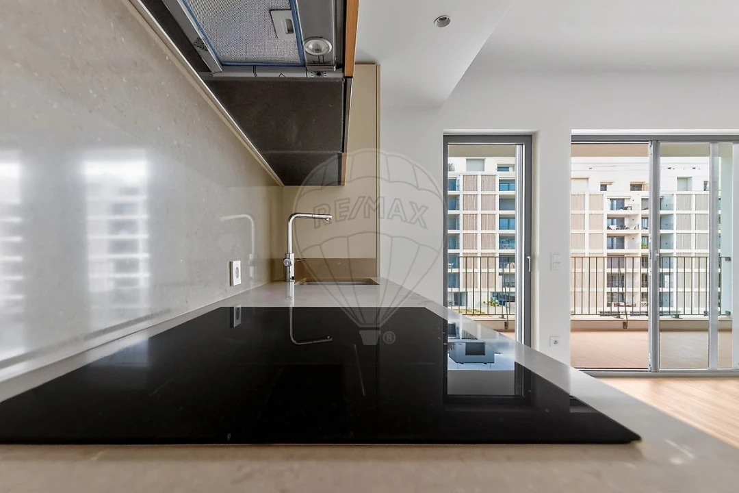 Apartamento T3 para Venda em Santo António dos Cavaleiros e Frielas Foto 46