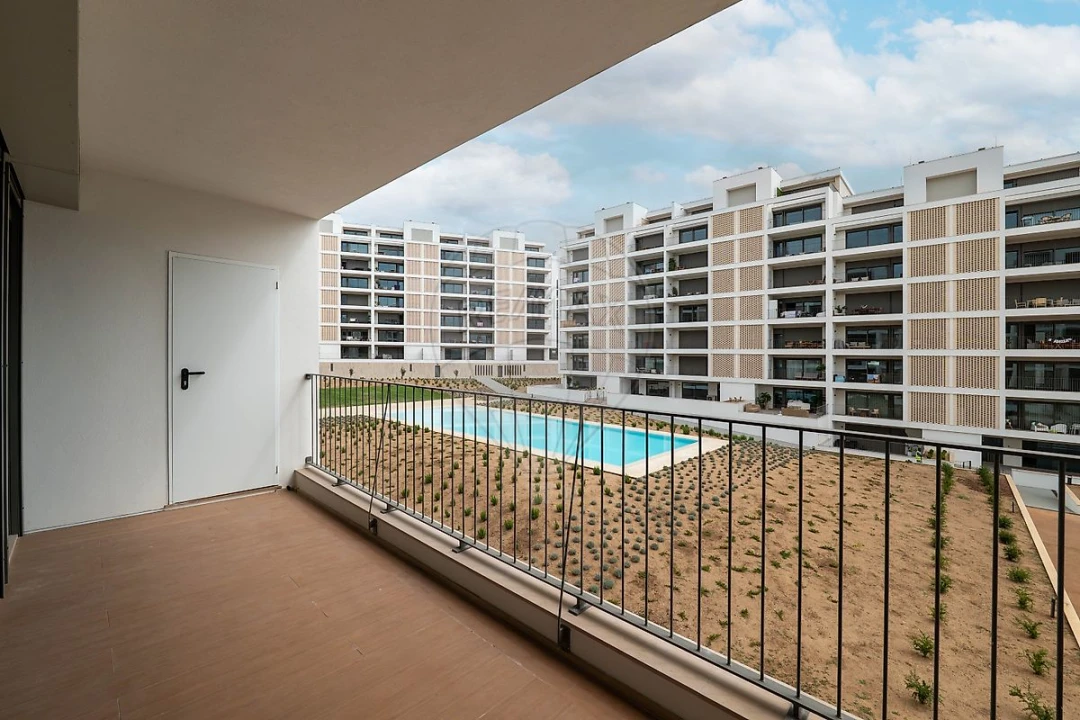 Apartamento T3 para Venda em Santo António dos Cavaleiros e Frielas Foto 7