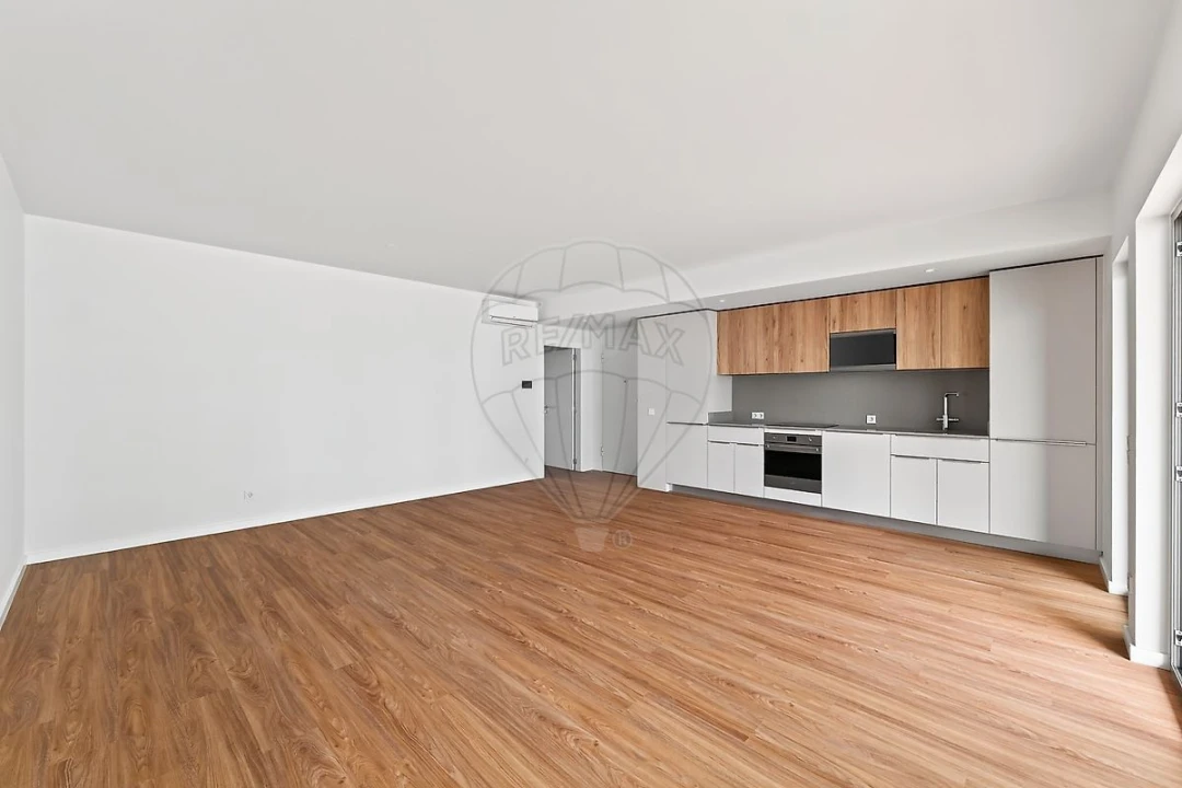 Apartamento T3 para Venda em Santo António dos Cavaleiros e Frielas Foto 40