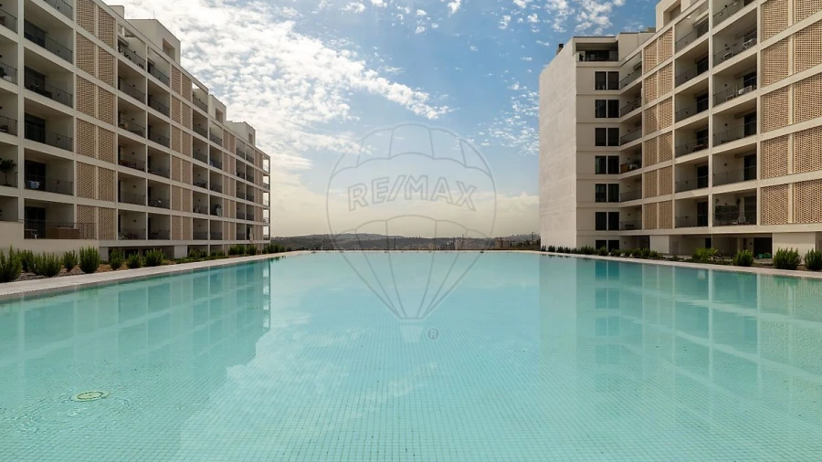 Apartamento T3 para Venda em Santo António dos Cavaleiros e Frielas