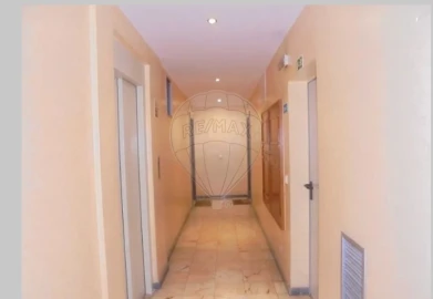 Apartamento T2 para Venda em Algueirão-Mem Martins
