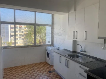 Apartamento T3 para Venda em Rio de Mouro