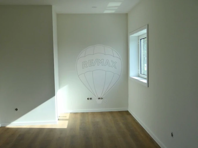 Apartamento T2 para Venda em Rio Tinto Foto 10