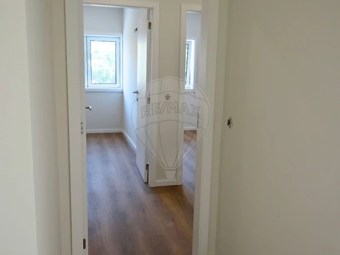 Apartamento T2 para Venda em Rio Tinto Foto 4