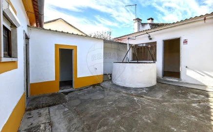 Moradia T3 para Venda em Povoa da Isenta