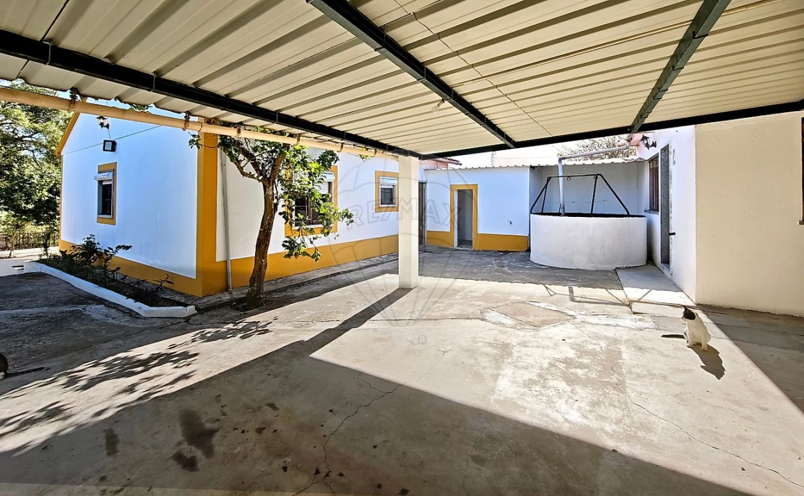 Moradia T2 para Venda em Povoa da Isenta Foto 14