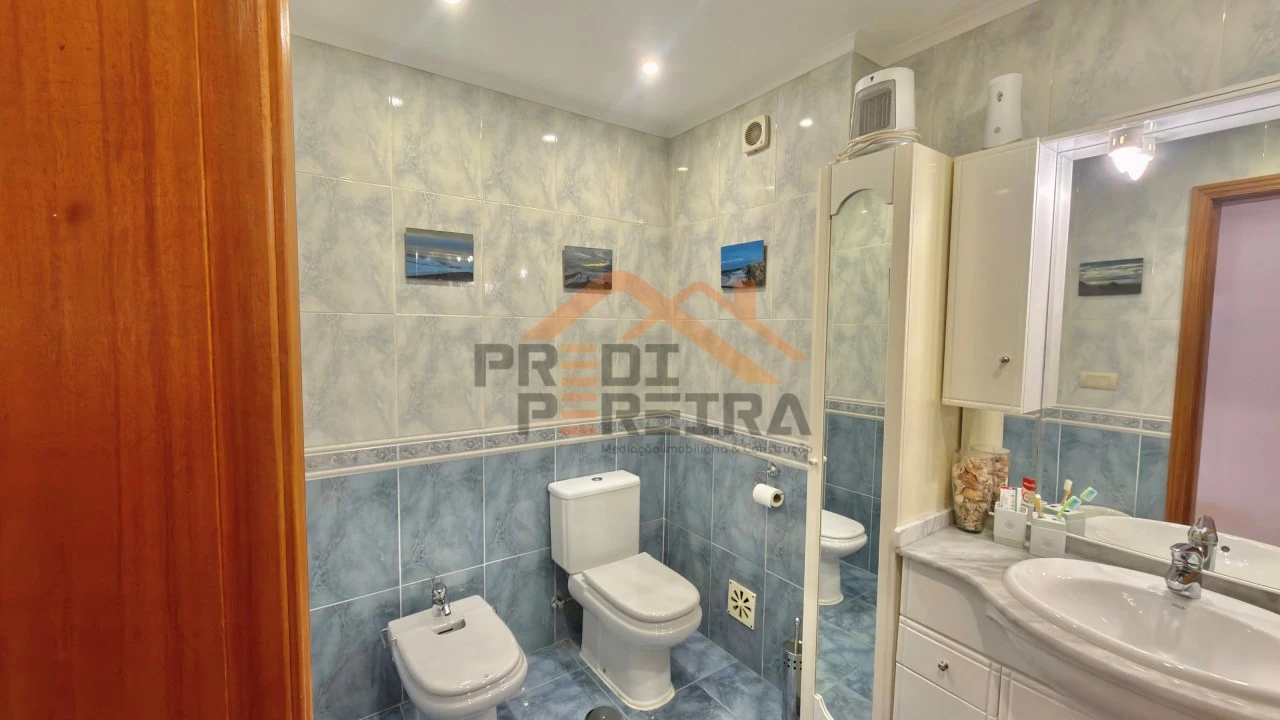 Apartamento T2 para Venda em Odivelas Foto 10