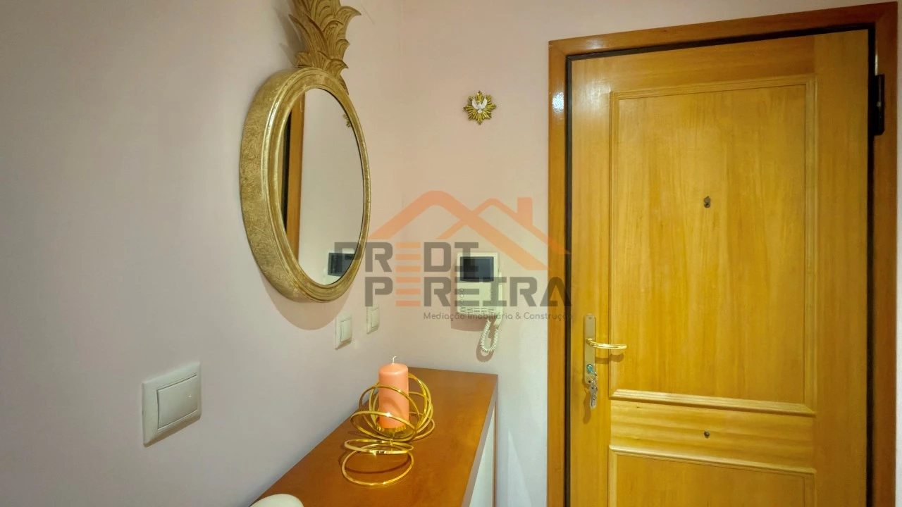 Apartamento T2 para Venda em Odivelas Foto 18