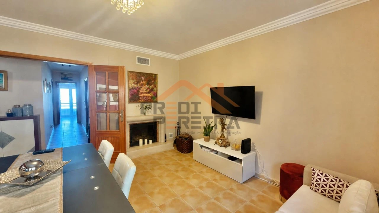 Apartamento T2 para Venda em Odivelas Foto 4