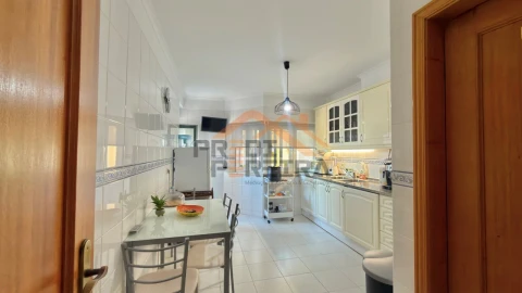 Apartamento T2 para Venda em Odivelas
