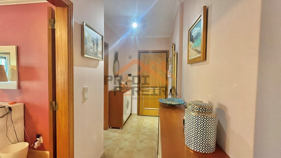 Apartamento T2 para Venda em Odivelas Foto 3
