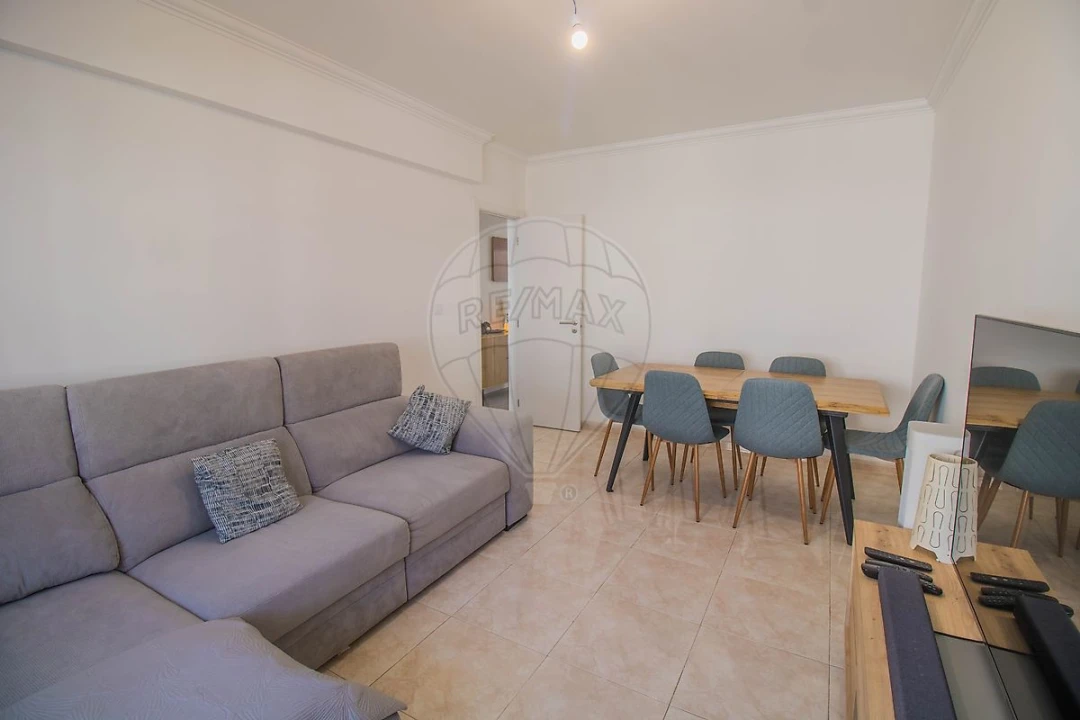 Apartamento T2 para Venda em Seixal, Arrentela e Aldeia de Paio Pires Foto 12