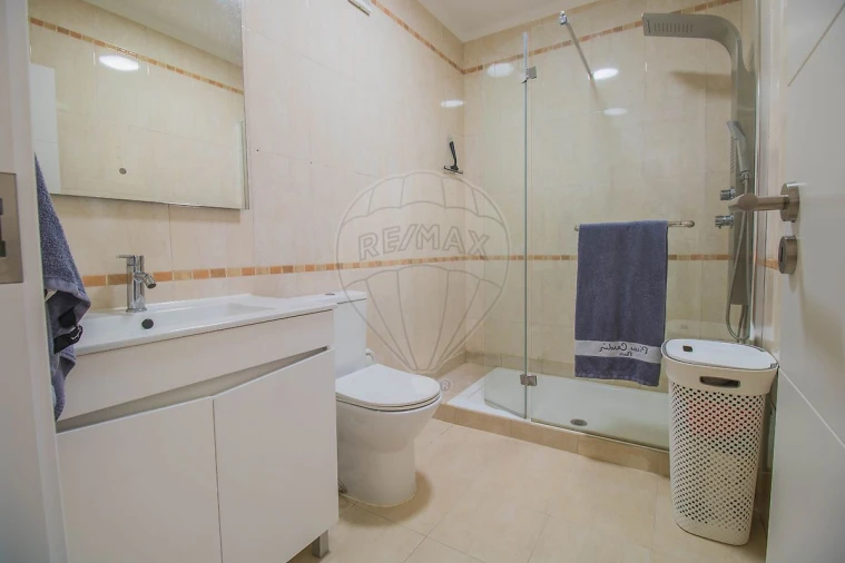 Apartamento T2 para Venda em Seixal, Arrentela e Aldeia de Paio Pires Foto 16