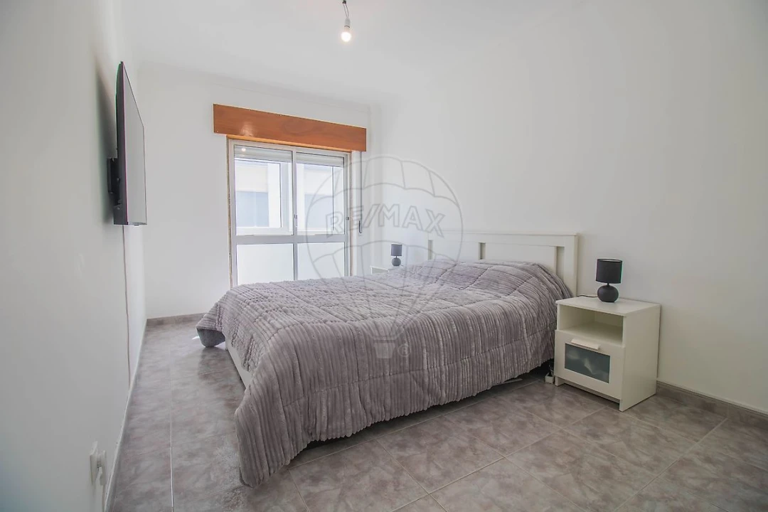 Apartamento T2 para Venda em Seixal, Arrentela e Aldeia de Paio Pires Foto 17