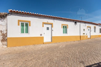Moradia T3 para Venda em Brinches