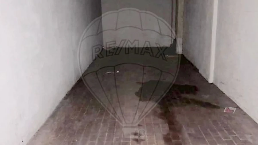 Garagem para Arrendamento em Massamá e Monte Abraão