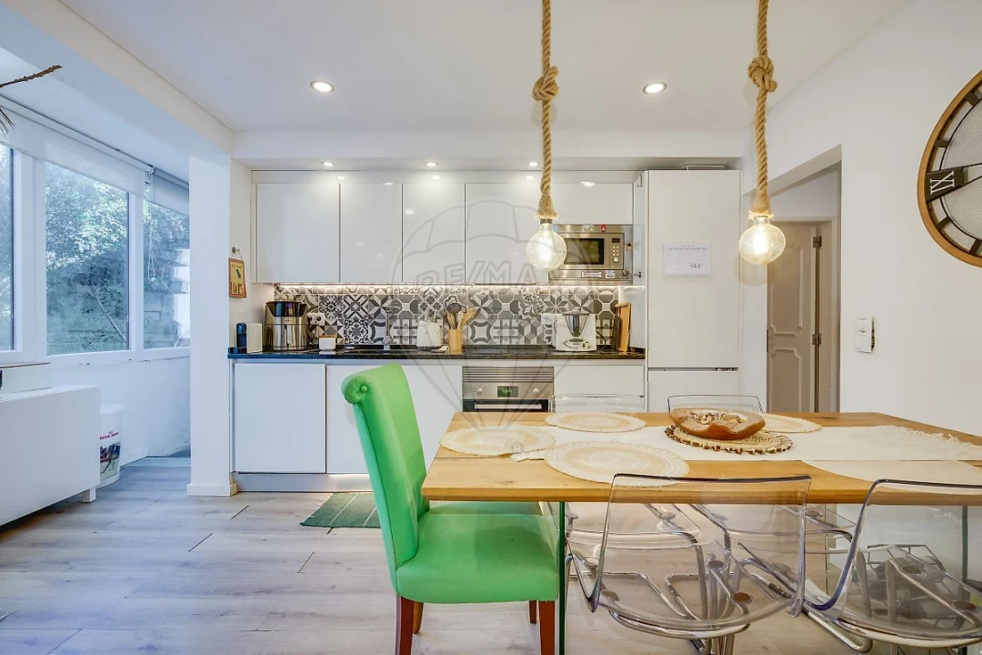 Apartamento T2 para Venda em Cascais e Estoril Foto 1
